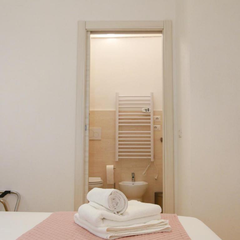 U Zone Apartment - One-Bedroom Apartment - 3