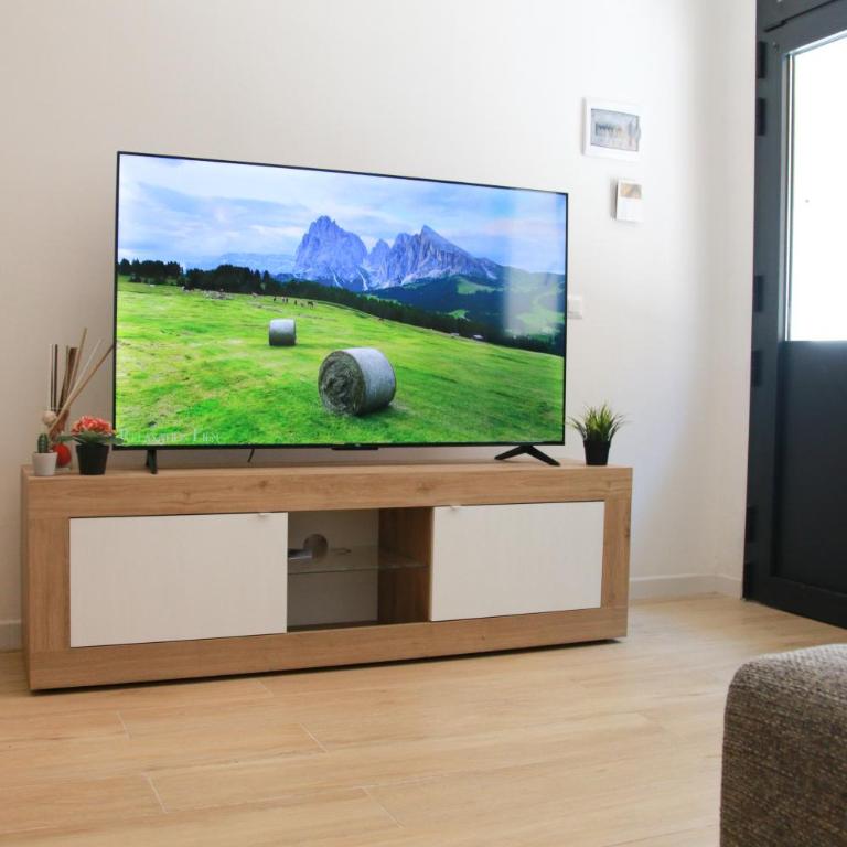 U Zone Apartment - One-Bedroom Apartment - 12