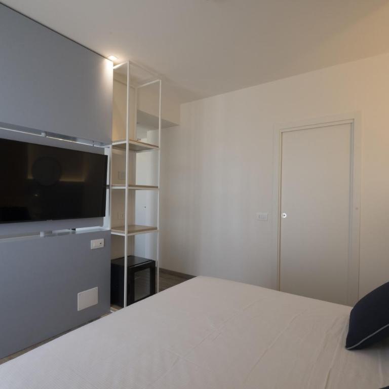 Hotel Baia - Camera King con Vasca Idromassaggio - 1