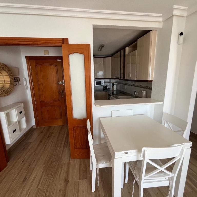 Apartamentos Turísticos Isla Grosa - Apartamento Ático - 26