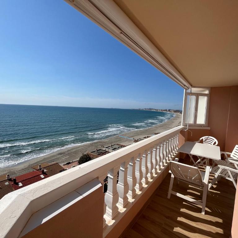 Apartamentos Turísticos Isla Grosa - Apartamento Ático - 35