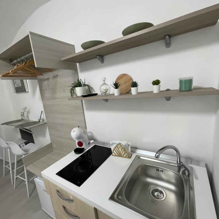 Titti House - One-Bedroom House - 16