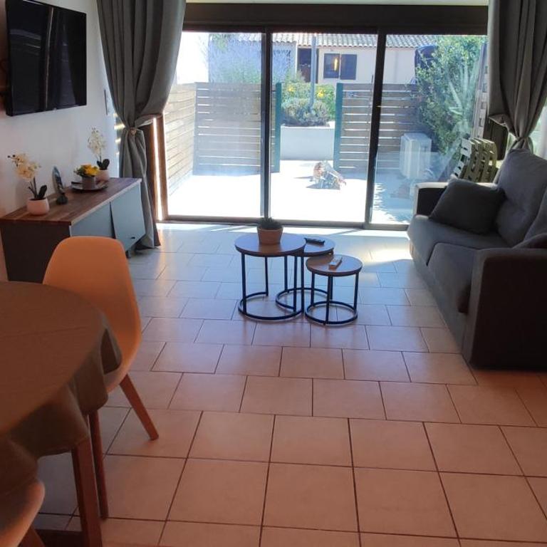 AIGUES-MORTES - AGRÉABLE T.2 - (+ de 40m² ) - Appartement 1 Chambre - 5