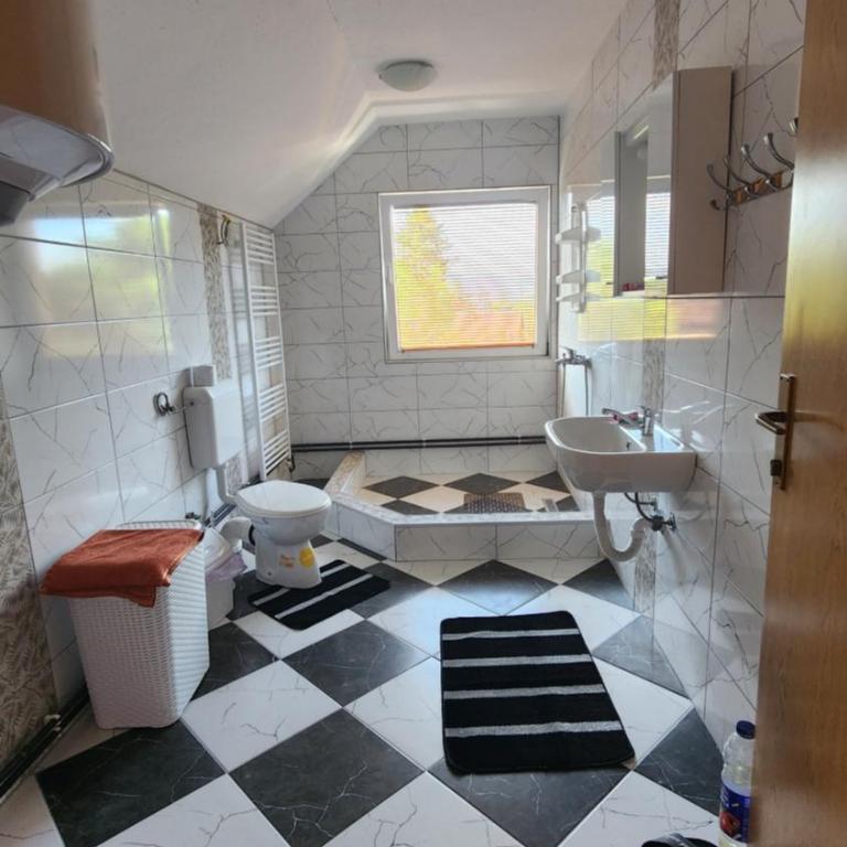 Apartmani Lavirint Ravne - Two-Bedroom Apartment - 6