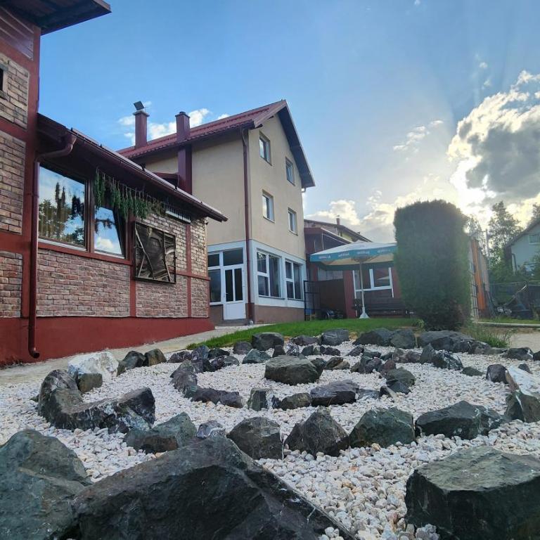 Apartmani Lavirint Ravne - Two-Bedroom Apartment - 2