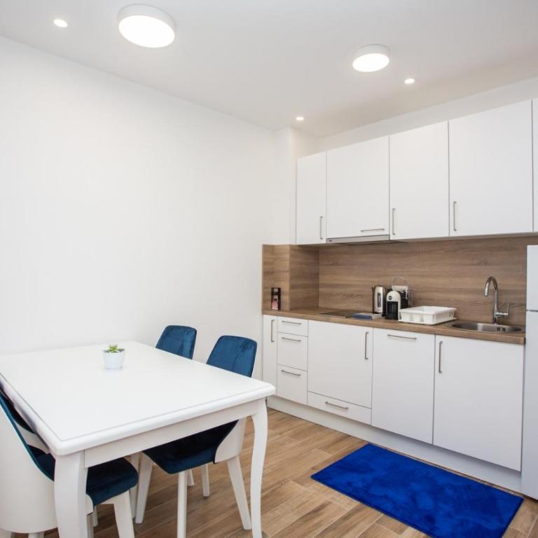 Apartments NIKOS FAMILY - One-Bedroom Apartment with Balcony - 36