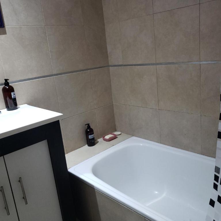 Piso luminoso y silencioso - Apartamento de 1 dormitorio - 28