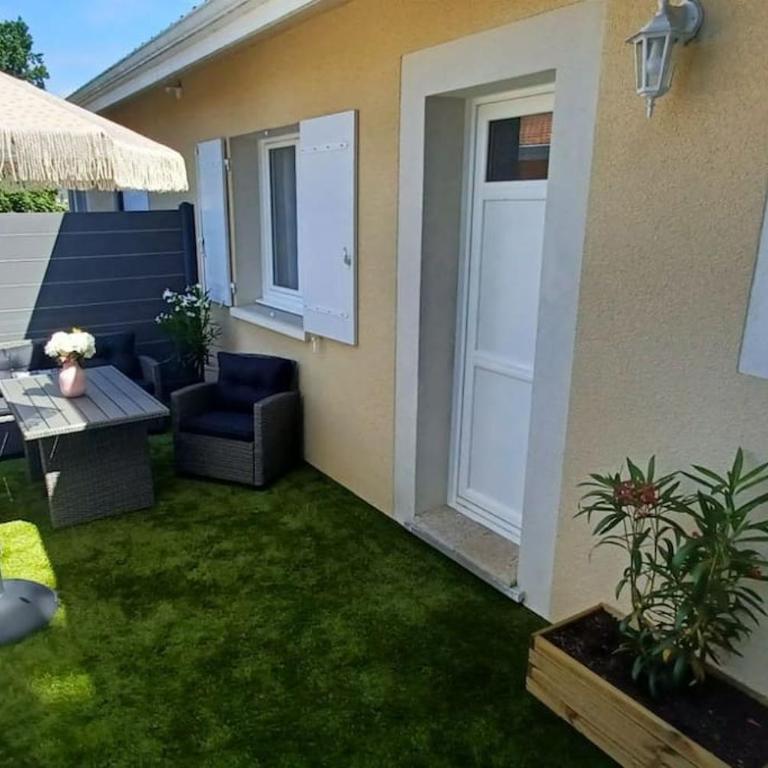 Appartement 2 pièces, 1 chambre, terrasse - Appartement 1 Chambre - 1
