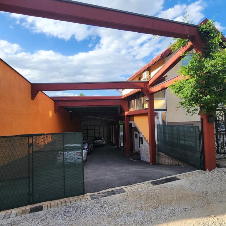 Apartmani Lavirint Ravne - Two-Bedroom Apartment - 10