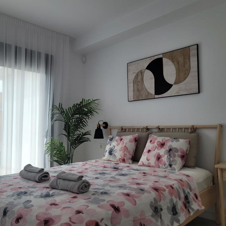 Beautiful house with a roof terrace - Three-Bedroom Apartment - 12