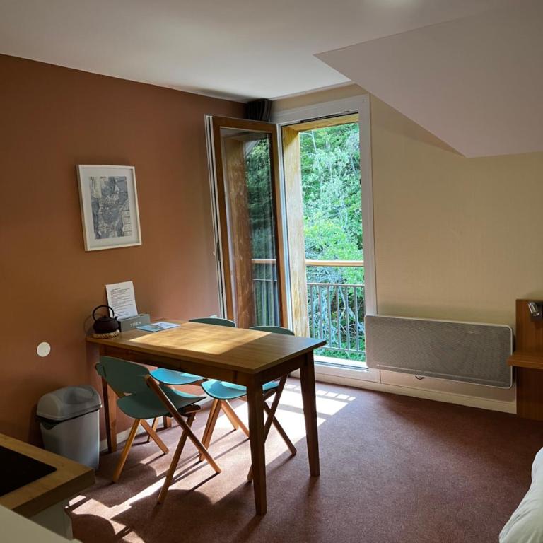 Studio aux pieds des pistes, des chemins de Rando - Apartment mit 1 Schlafzimmer - 8