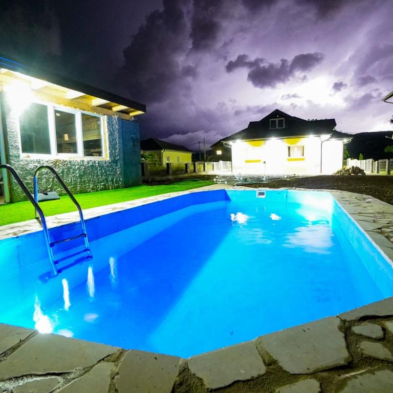 Apartment Lane - Two-Bedroom Villa - 1