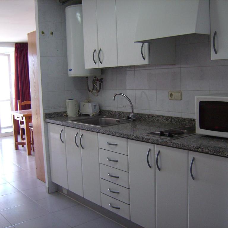 Apartaments El Sorrall - Estudio con vistas al mar (2-4 adultos) - 2