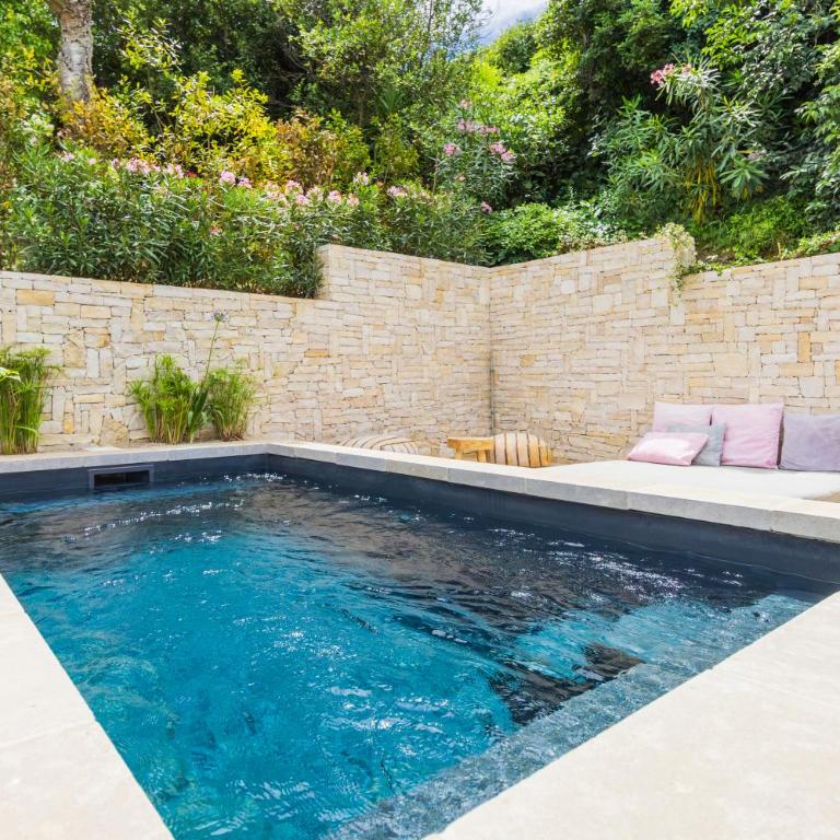 La Bastide d'Antoine - Two-Bedroom Bergerie Suite with Pool - 2