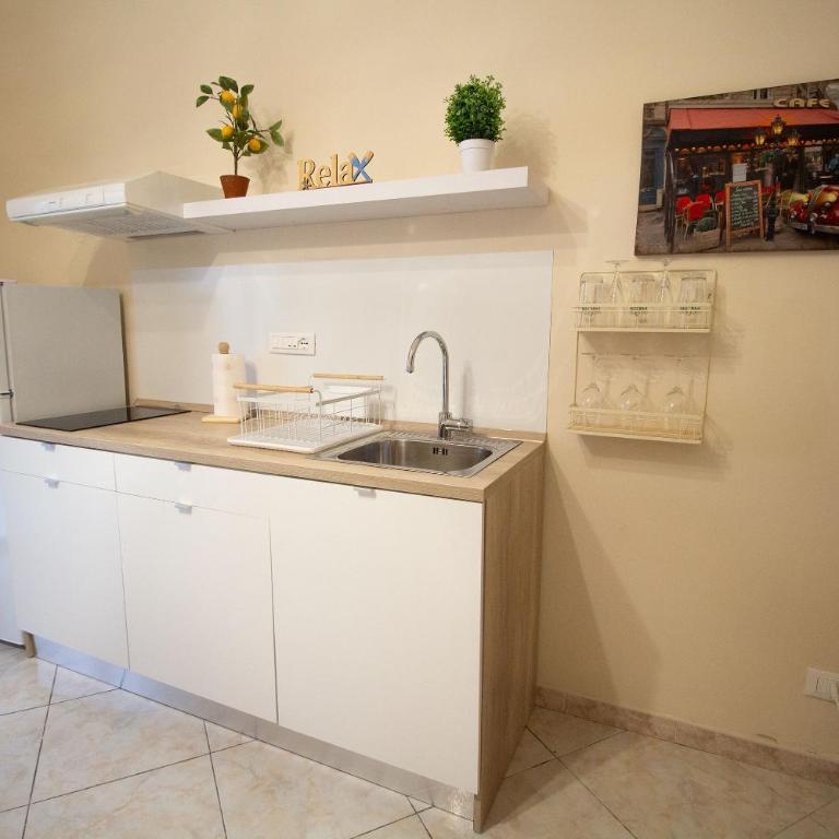 RelaxTime Casa Vacanze - Two-Bedroom House - 8