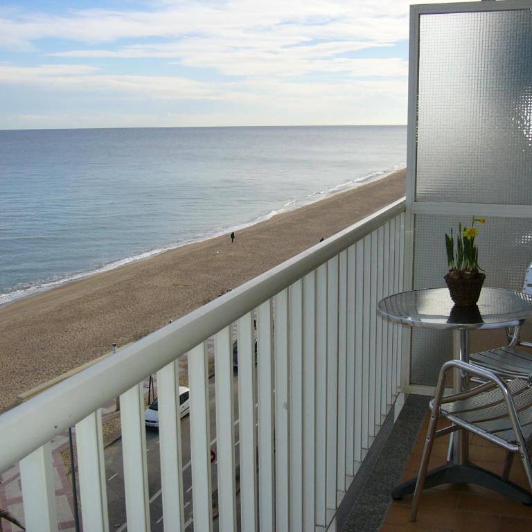 Apartaments El Sorrall - Apartamento de 1 dormitorio con balcón y vistas al mar (2 adultos) - 5