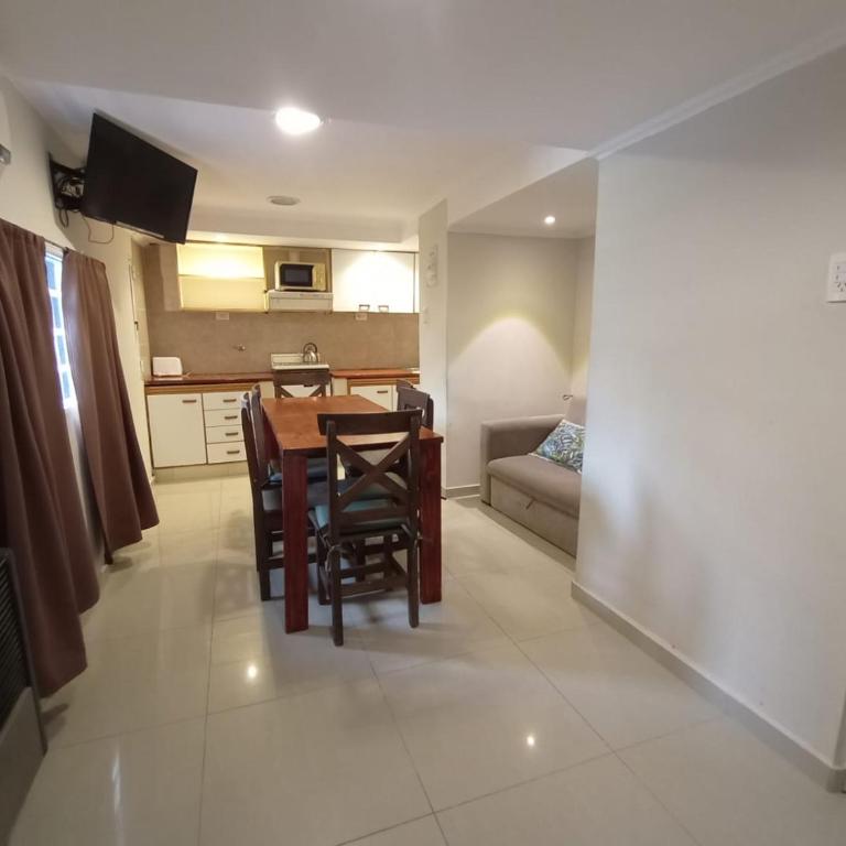 Hotel Firenze - Habitación Familiar con baño privado - 6