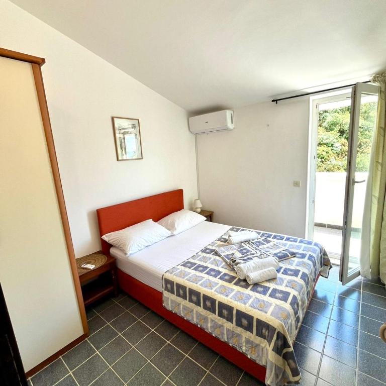 Apartments Harmonija - Apartman sa 4 Spavaće Sobe i Pogledom na More - 10