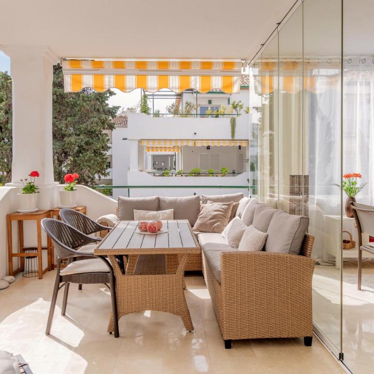 Elegant Marbella Apartment, 5-Pool Oasis, Sunlit Terrace, Garage - Two-Bedroom Apartment - 8