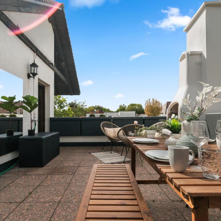 Flatista Homes - Penthouse with Rooftop Gym - Apartment - 29