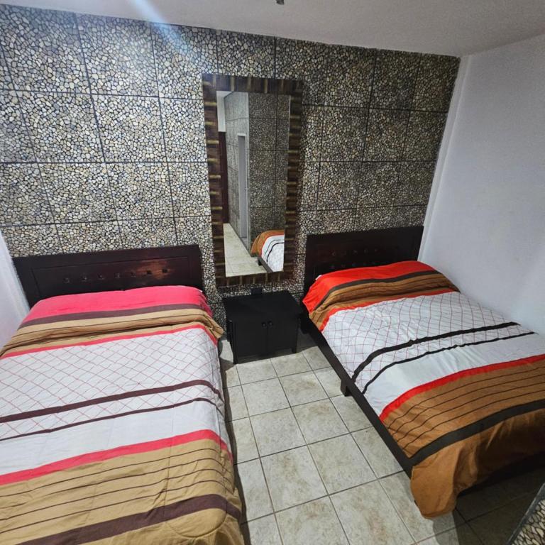 Hotel posada MARCAS - Double Room with Two Double Beds - 1