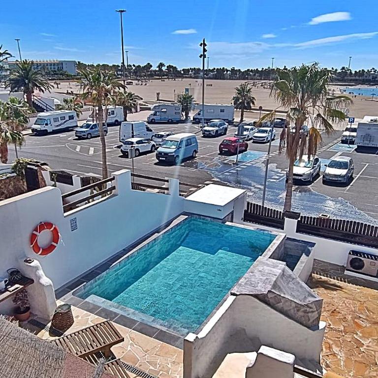 Caleta Beach House - Four-Bedroom House - 2