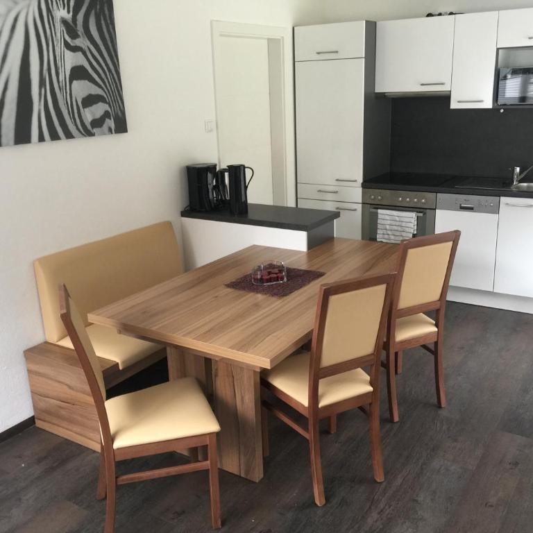 TownVille - Apartment with Terrace - 2