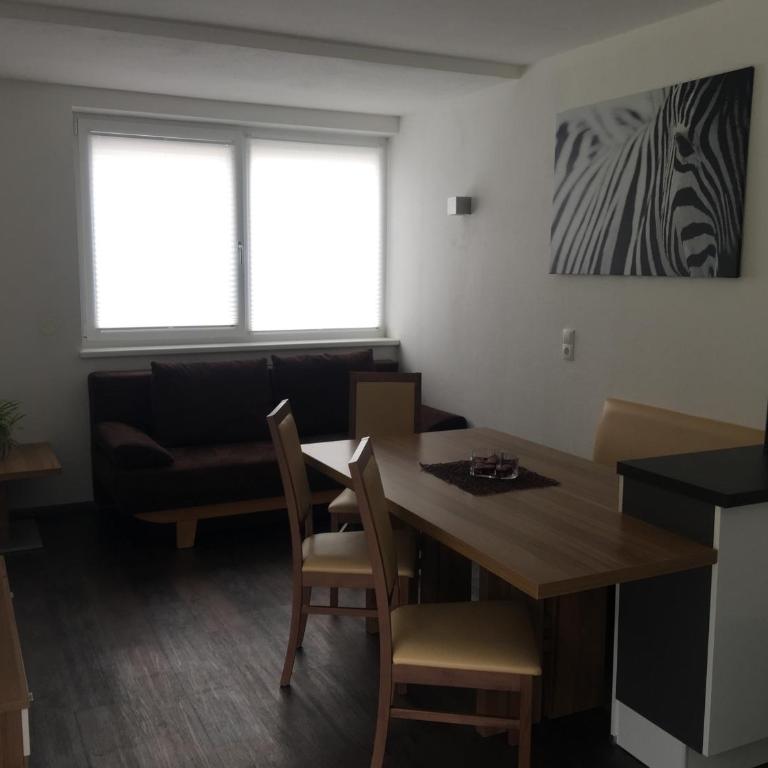 TownVille - Apartment with Terrace - 3