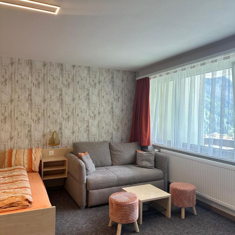 Haus Atlantic Leukerbad - Apartment mit Balkon - 5