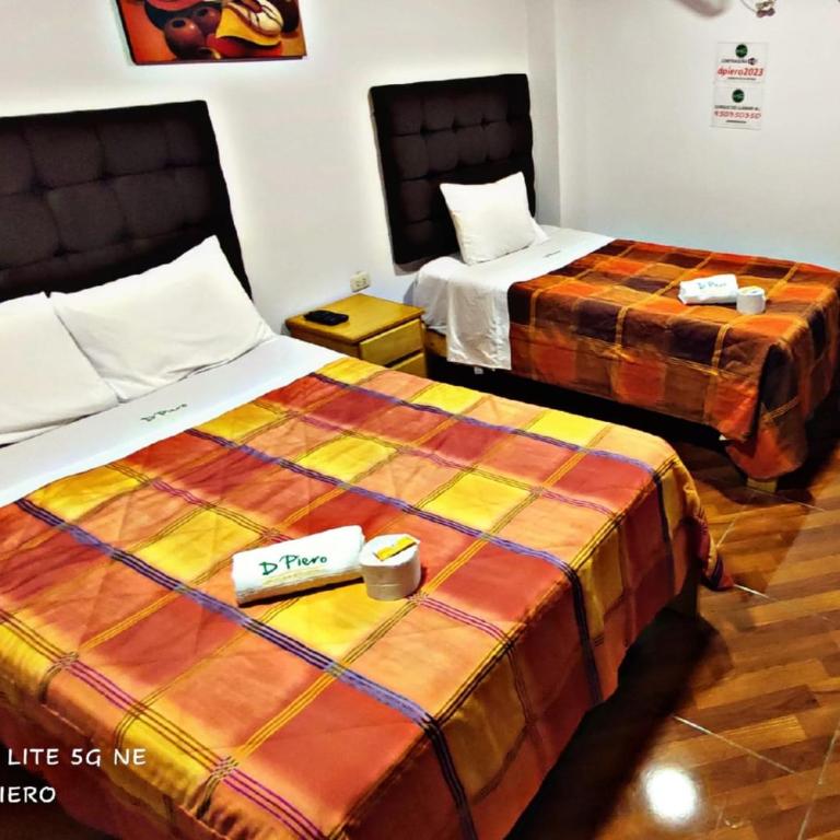 HOTEL D'PIERO MARCONA - Habitación Doble con baño privado - 2 camas - 6