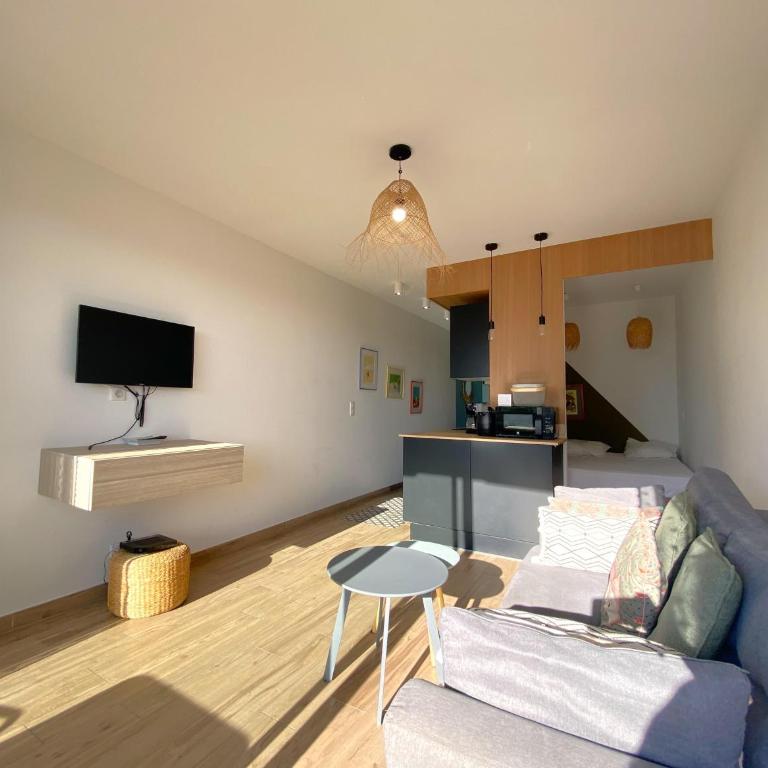 Appartement vue mer, au calme, proche de toutes commodités - Apartment mit 1 Schlafzimmer - 8