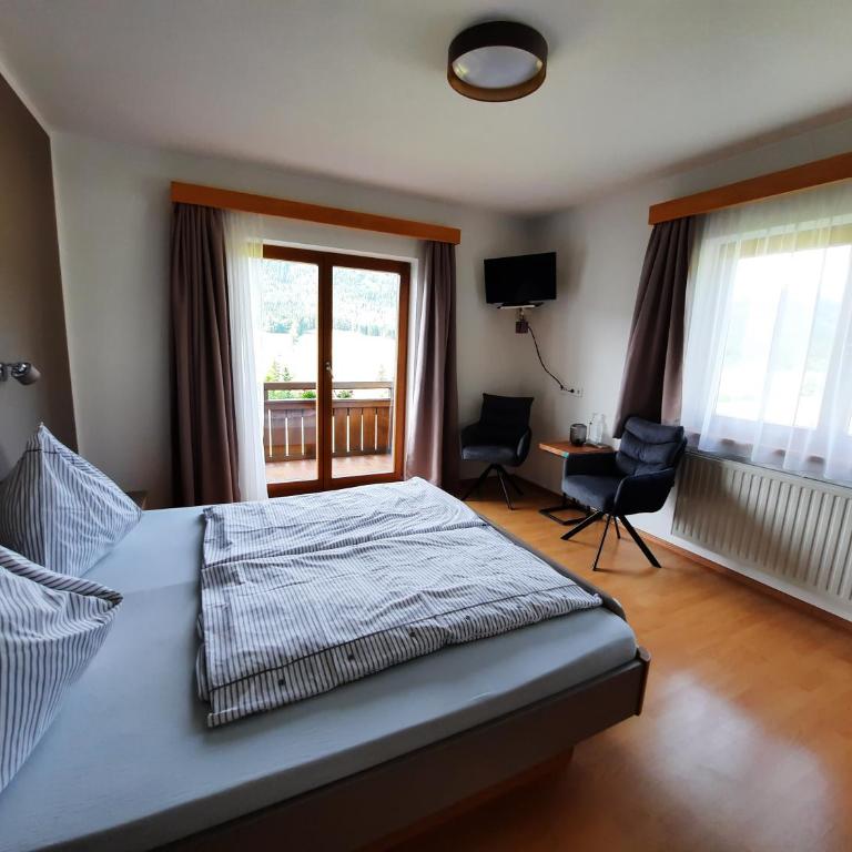 Haus Rohr - Doppelzimmer mit Balkon - 4