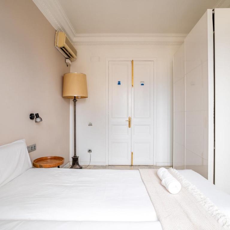 The Collection Barcelona - Placa Catalunya Luminous and Exclusive 5Bd Penthouse - Apartment - 11