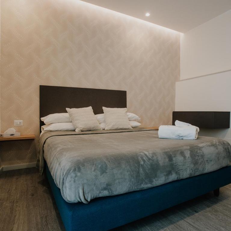 Marcone Luxury Rooms - Il giardino di pietra - Deluxe Double Room - 9