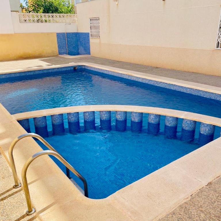 Przytulny Apartament 100m od plaży - Apartamento - 2 niveles - 24