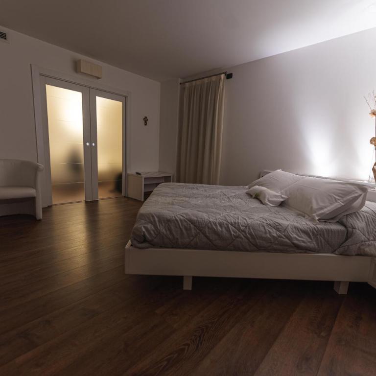 Hotel Edera - King Room - 5