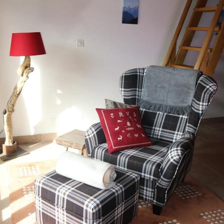 Rodasia - Appartamento con 2 Camere da Letto e con Vista Montagna - 7