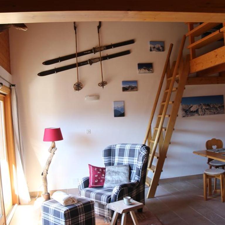 Rodasia - Appartamento con 2 Camere da Letto e con Vista Montagna - 14