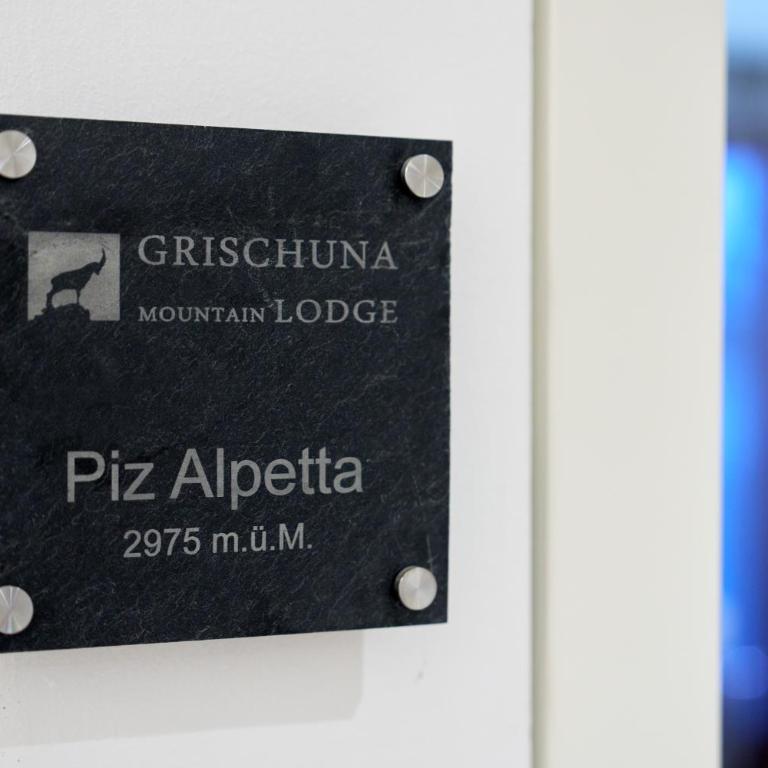 Grischuna Mountain Lodge - Executive Suite - 2