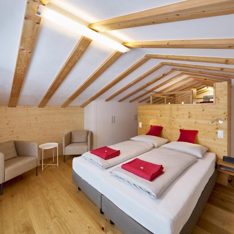 Grischuna Mountain Lodge - Deluxe Familiensuite - 4