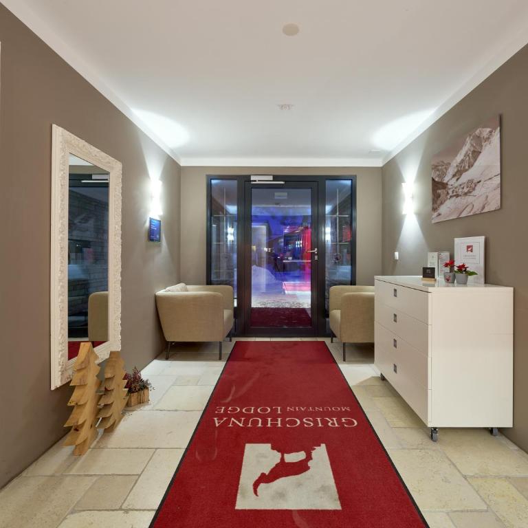 Grischuna Mountain Lodge - Ferienhaus - 1