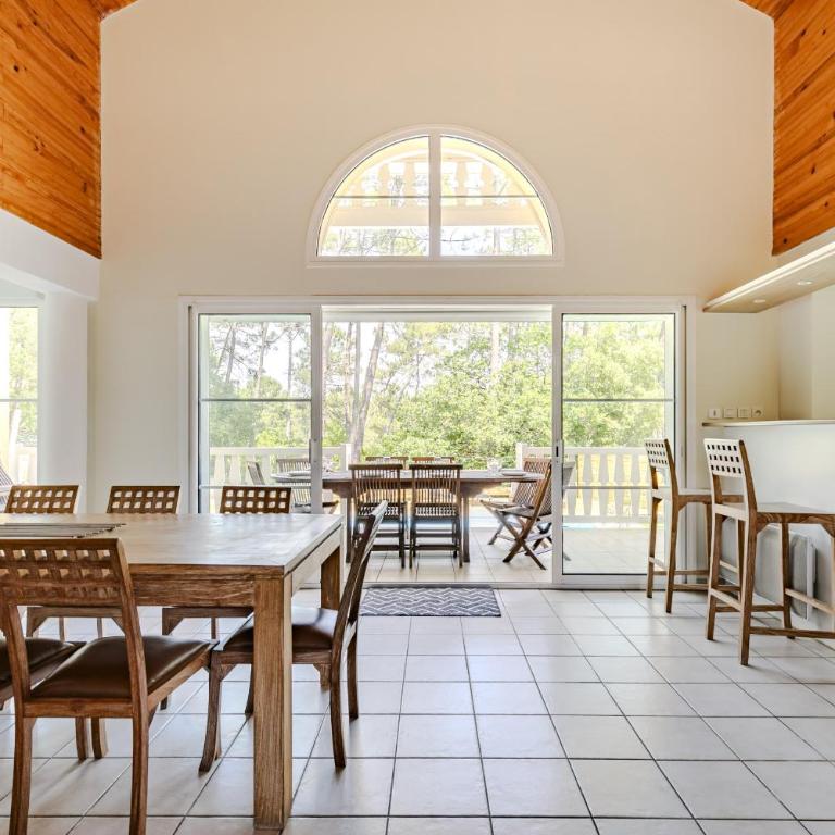 villa piscine 4ch dans la pinede a 4min de l ocean AG1 - Villa avec Piscine Privée - 13
