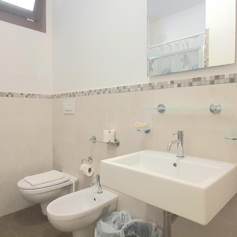 Agriturismo Il Trappeto - Camera Budget Matrimoniale/Doppia con Letti Singoli senza Finestra - 13