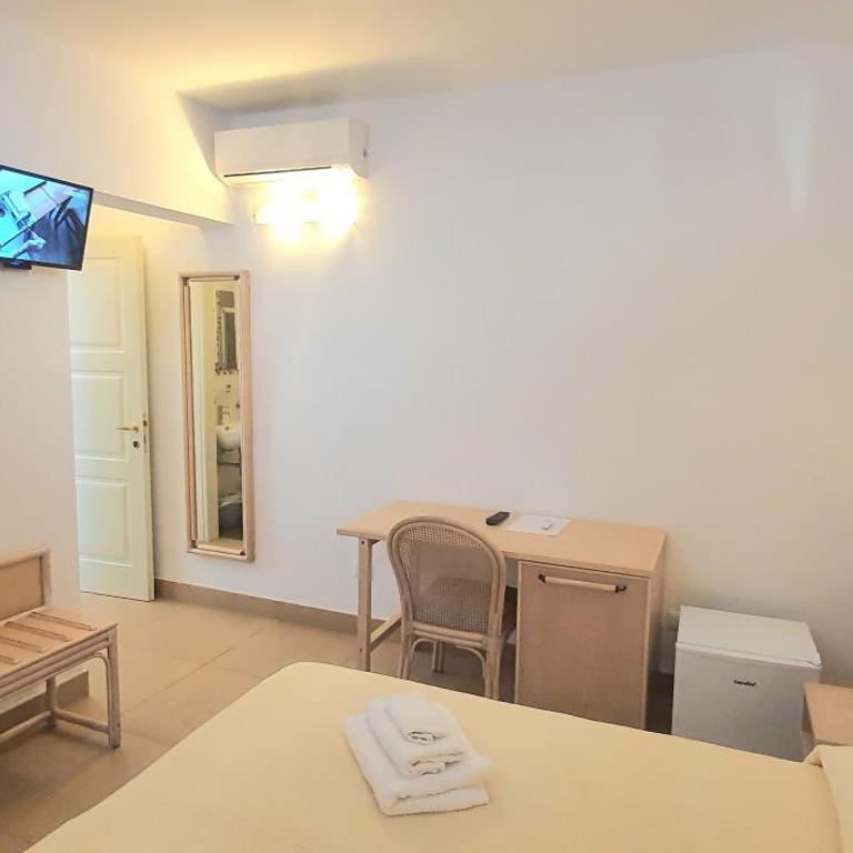 Agriturismo Il Trappeto - Camera Budget Matrimoniale/Doppia con Letti Singoli senza Finestra - 8