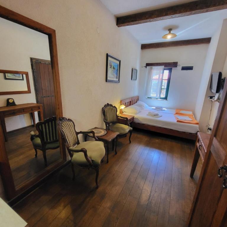 Skver Studio Apartments - Superior Double or Twin Room with Terrace - 12
