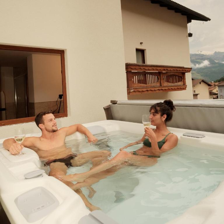 Hotel La Montanara Predazzo - Suite King con Vasca Idromassaggio - 4