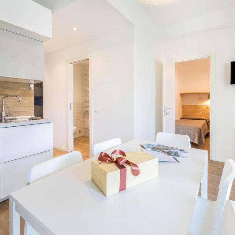 Garda Paola Lake Experience 1 - Appartamento con 2 Camere da Letto, Terrazza e Vista Mare - 10