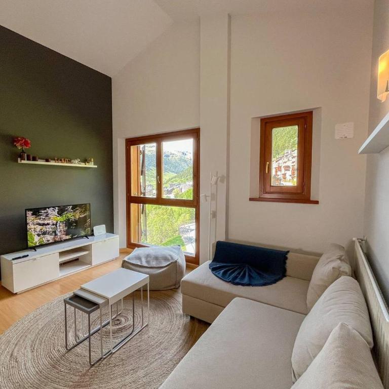 Ático De 3 Habitaciones Con Vistas Soldeu - Parking incluido l by BonesVacances - Appartamento - 35