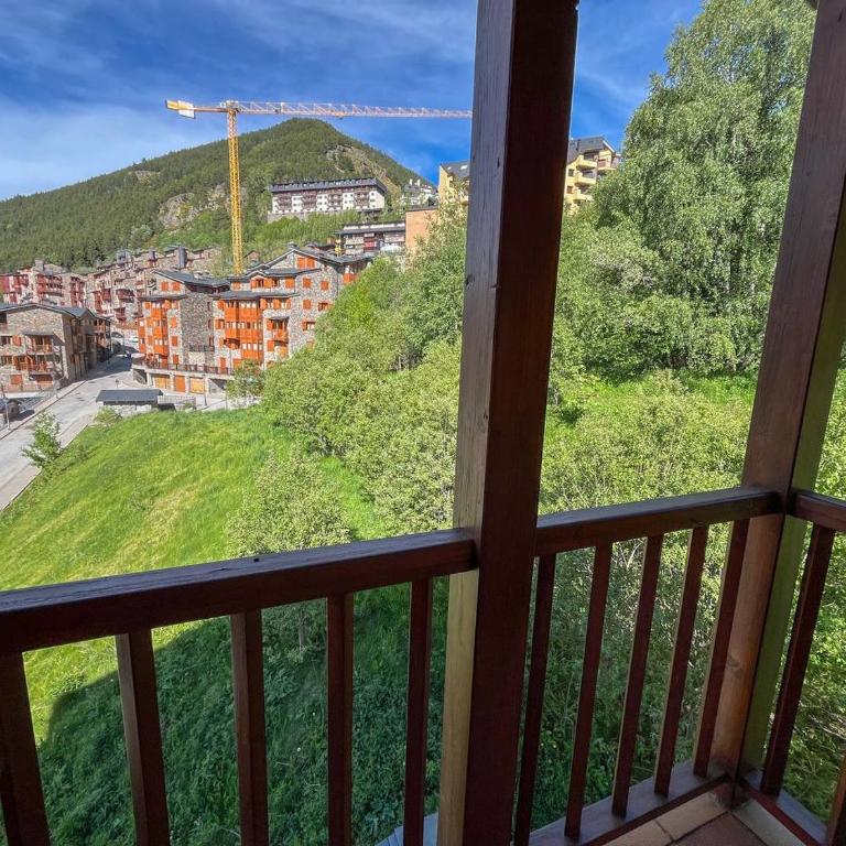Ático De 3 Habitaciones Con Vistas Soldeu - Parking incluido l by BonesVacances - Appartamento - 56