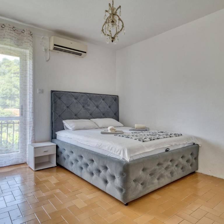 Baka Zlata Apartments - Apartman s 2 Spavaće Sobe sa Balkonom i Terasom - 7
